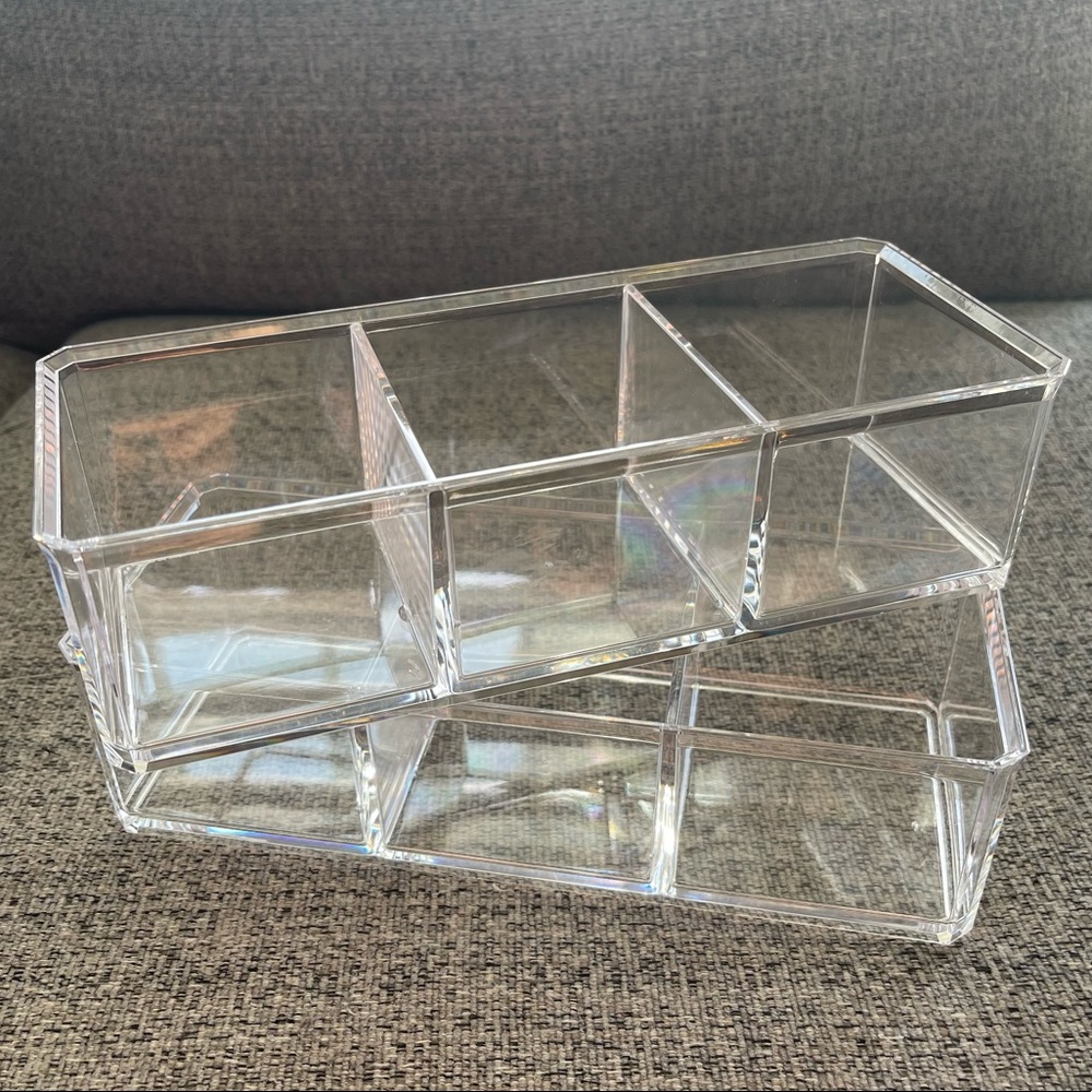 Jewelry box